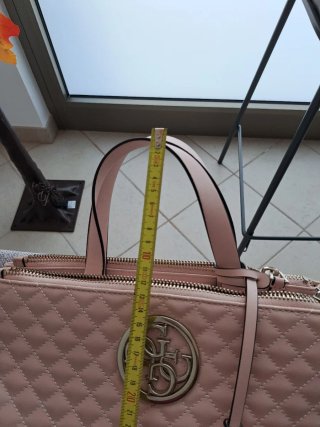 Borsa Guess rosa trapuntata