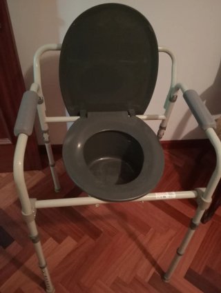 Se vende silla orinal