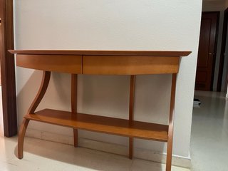 Mueble de entrada de madera de cerezo