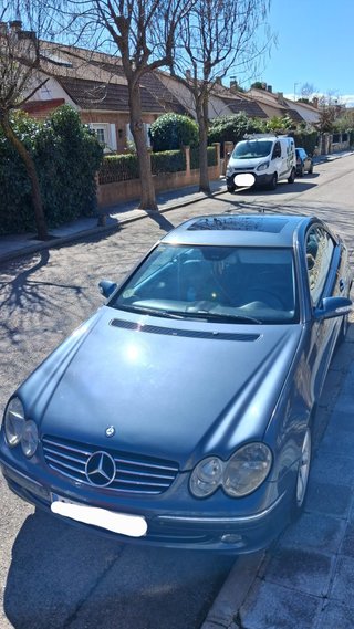 Mercedes-Benz  CLK 2003