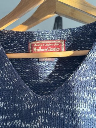 Jersey Marlboro Classics Azul y Gris