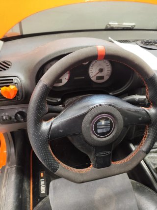 SEAT Leon 1.8T 180cv leer bien!