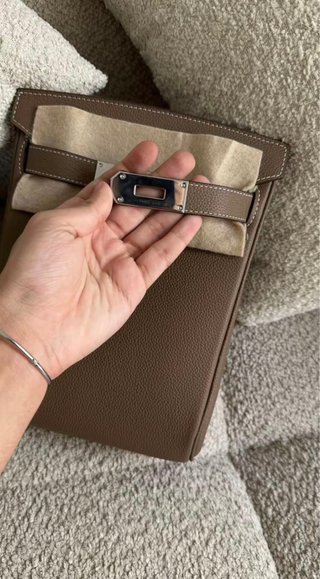 Bolso Nuevo a estrenar con caja y todo incluido