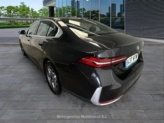 BMW SERIES 5 520iA