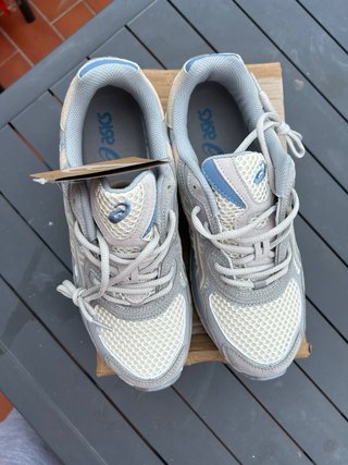 Asics Gel NYC grises y azules