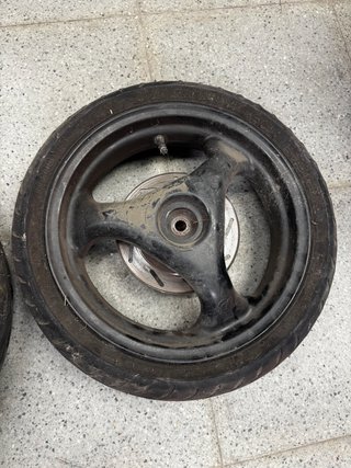 2 Llantas de moto Beta Ark