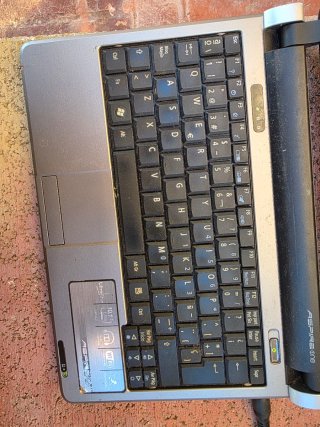 Portátil Acer Negro y Plateado