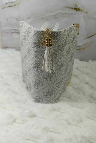 Cartera Monedero Billetera Guess Blanca y Dorada
