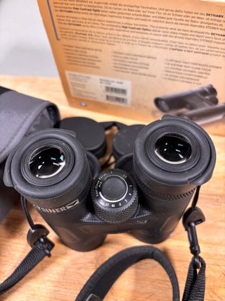 Prismáticos Steiner Skyhawk 4.0 8x42