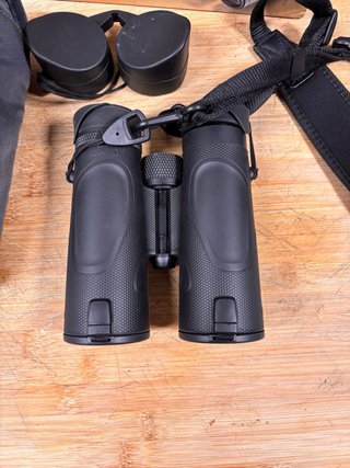 Prismáticos Steiner Skyhawk 4.0 8x42