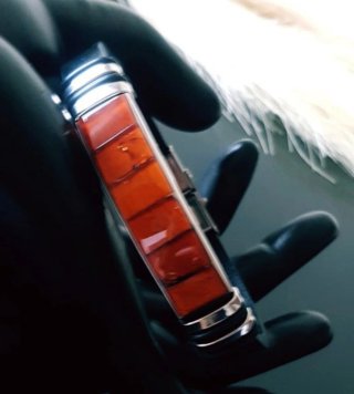 Pulsera ámbar, cuero y acero inox
