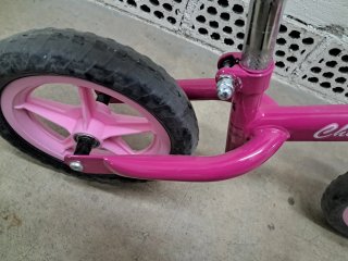 Bicicleta de equilibrio rosa Chicco