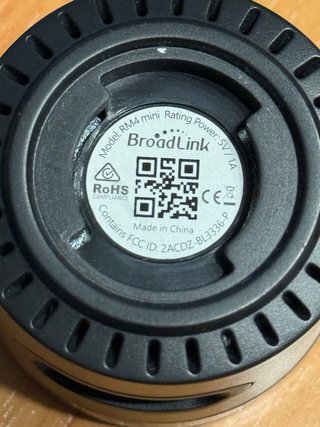 Broadlink RM4 Mini Universal Remote