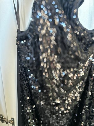 Vestido negro lentejuelas