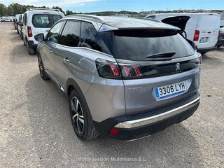 PEUGEOT 3008 300 e-EAT8 GT