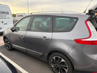 Renault Grand Scenic 2015