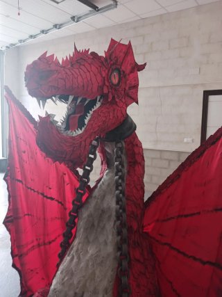 Dragón Rojo Decorativo