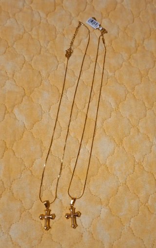Gargantillas y Cadenas NUEVAS de bisutería.