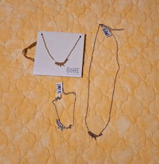 Gargantillas y Cadenas NUEVAS de bisutería.