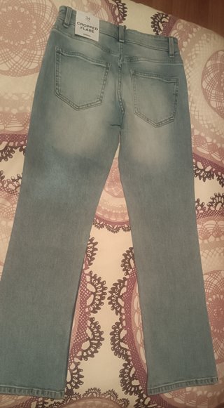 Pantalón Cropped Flare Bershka