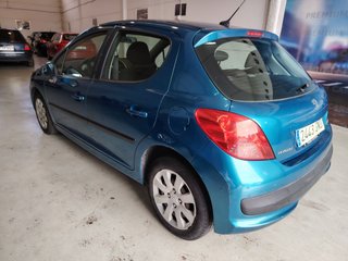 Peugeot 207 2009