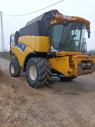 Cosechadora New Holland CR9060