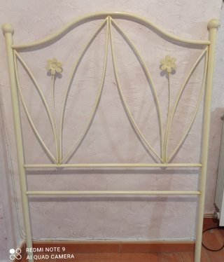 Testata in ferro battuto beige