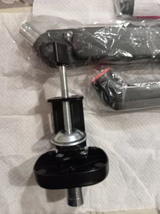Supporto Monitor Ibergrif MA001