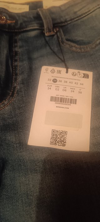 Pantalón Cropped Flare Bershka