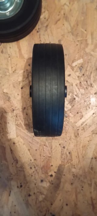 Rueda Jockey 60mm remolque caravana van