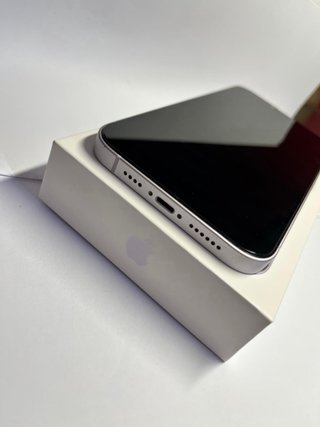 iPhone 14 Plus Morado