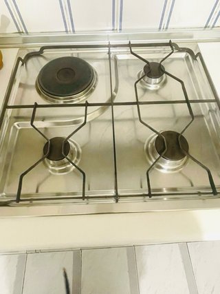 Horno Fagor con placa de fuegos