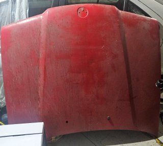 Capó BMW E36 Berlina Rojo