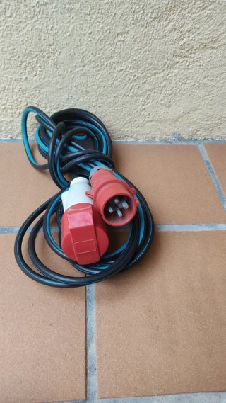 Cable alargador con enchufes Trifasico 10 metros