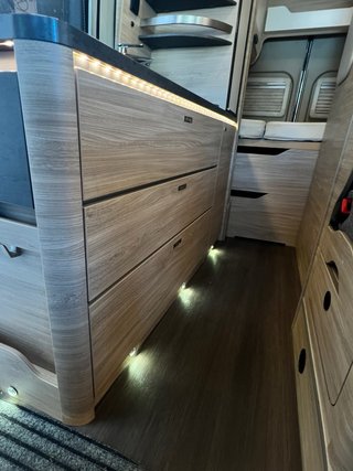 CAMPER L3H3 knaus