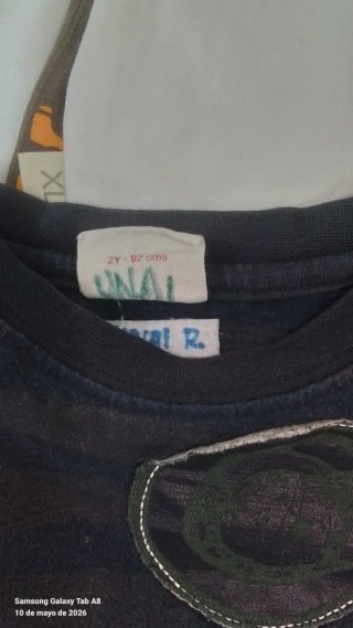Camiseta roja niño talla 36 m