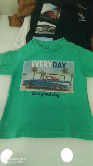 Camiseta roja niño talla 36 m