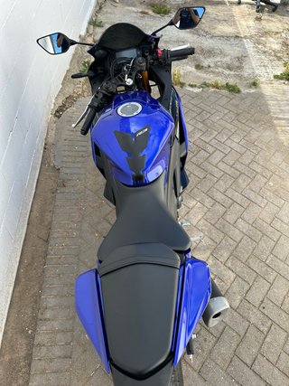 Yamaha R3 2025