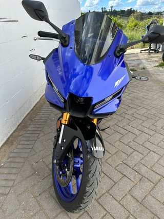 Yamaha R3 2025