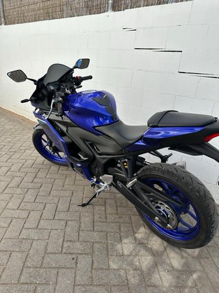 Yamaha R3 2025