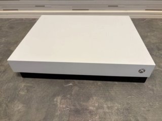 Xbox One X 1TB Blanca