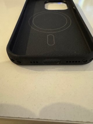 Funda iPhone 15 Pro Tejido Técnico Negra a estrena