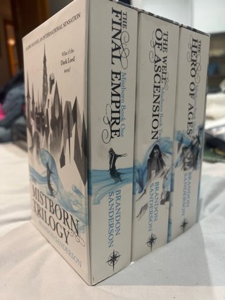 Trilogía Nacidos de la Bruma Brandon Sanderson UK