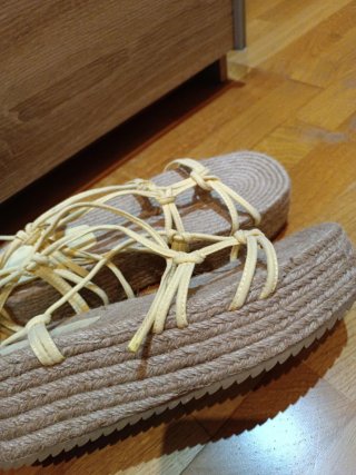 Sandalias de tiras