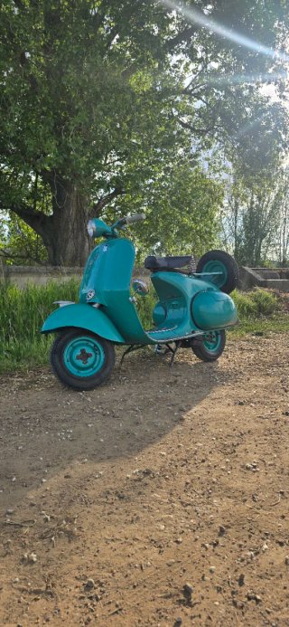 Vespa 125N Bocolo Verde