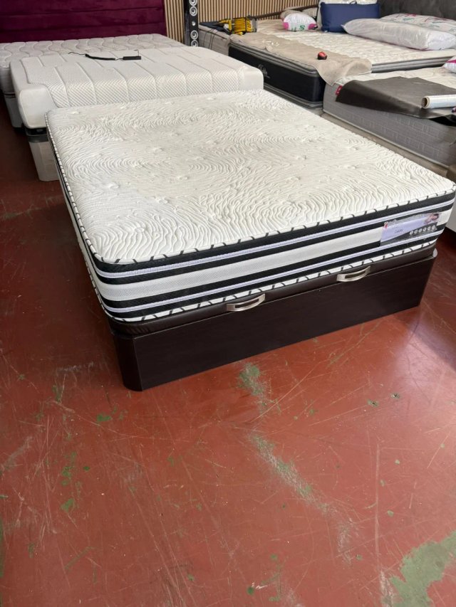 Canape Madera Wengue 150x190 + Colchón
