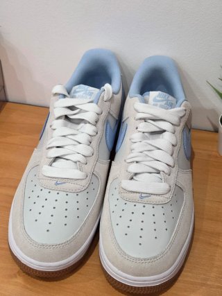 Nike Air Force 1 edición especial 07' LV8 Talla 42