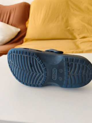 Zuecos Crocs niño talla 32 azul