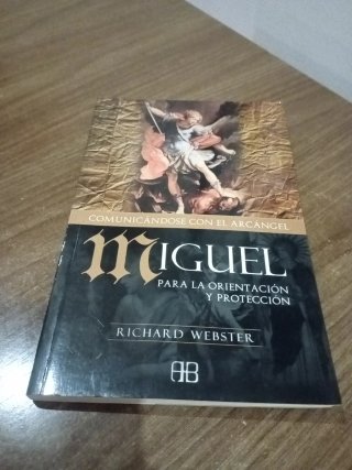 Comunicándose con el arcángel Miguel y Rafael