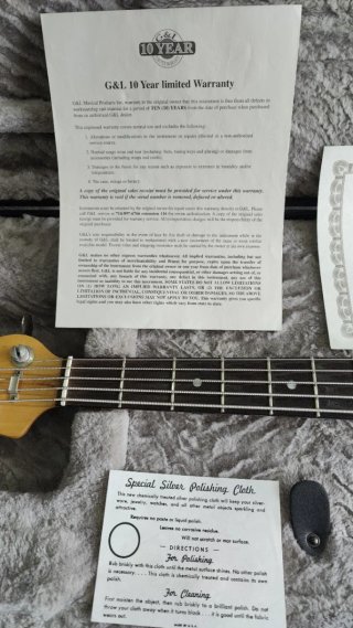 Bajo 5 cuerdas L&G Americano